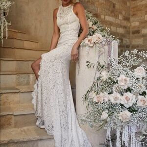 Lulu's Elegant White Lace Dress